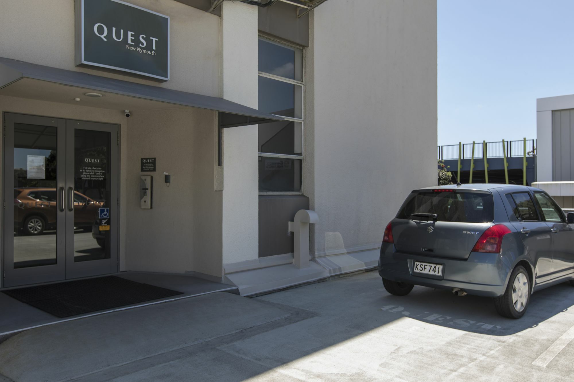 Quest New Plymouth Apartment Hotel Extérieur photo
